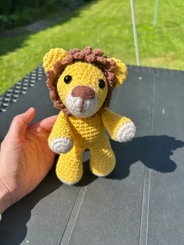 Landon The Lion (2nd attempt at amigurumi)
