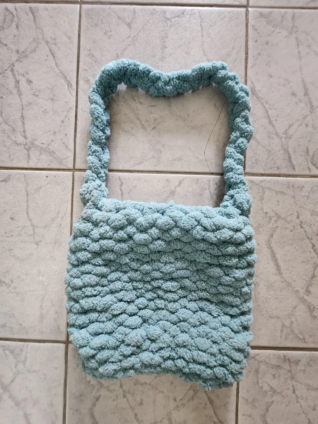 Chunky Yarn Finger Crochet Tote Bag